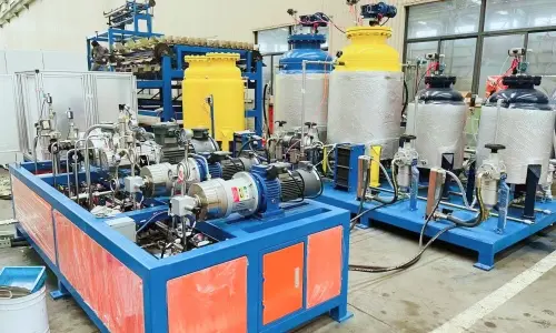 Polyurethane high/low pressure foaming machine